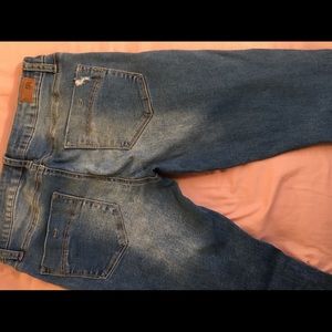 Mid size washed up ripped jeans SIZE 3